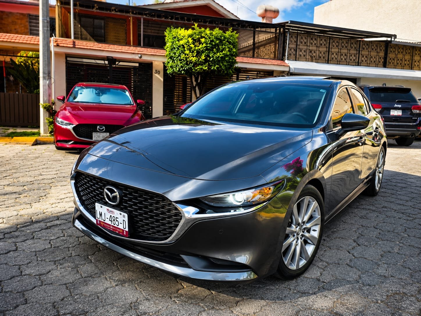 Mazda 3 Grand Touring foto 2